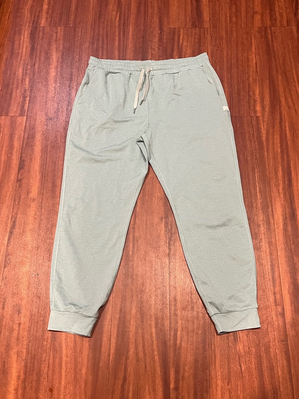 Vuori Performance Joggers